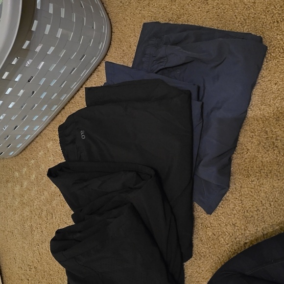 Six Pairs Like New Men's Barco Scrub Pants - Picture 3 of 3